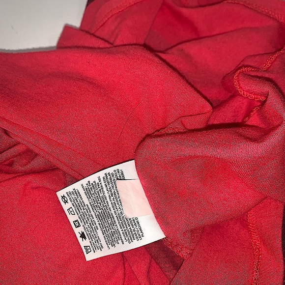 Women’s Classic Nike Tank Top
Medium; Gently Used - Picture 4 of 7